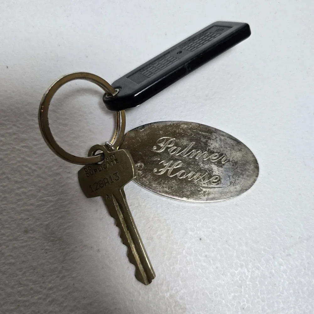 Vintage PALMER HOUSE Motel Brass Room Key‎ Fob & BEST Key – Room 303 (Florida)